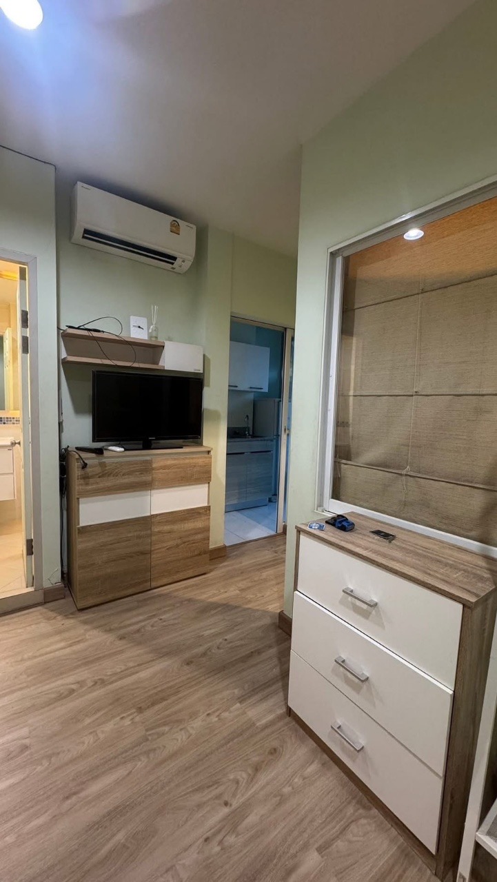 Life @ Ratchada-Suthisan