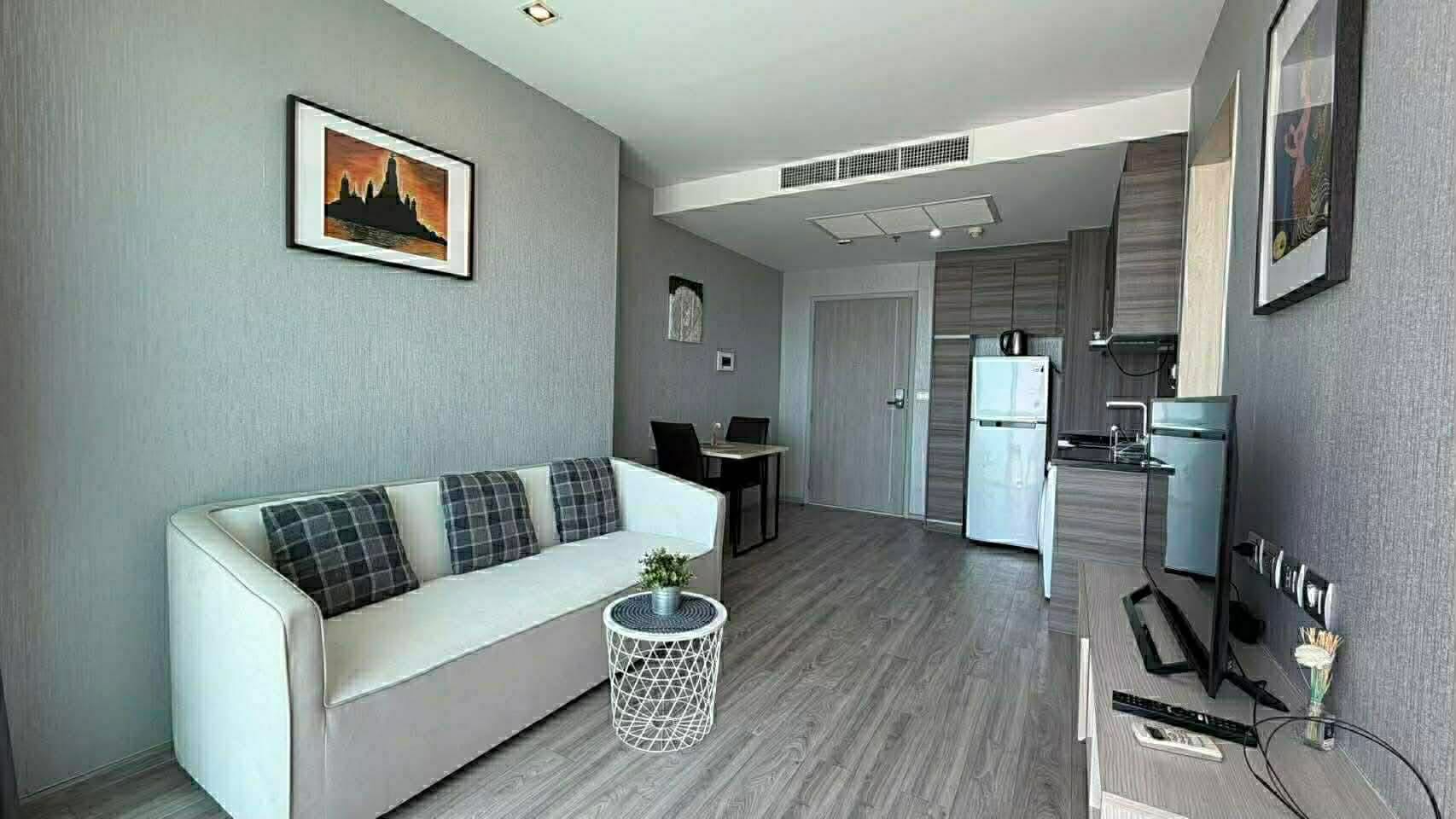 Aeras Beachfront Jomtien 