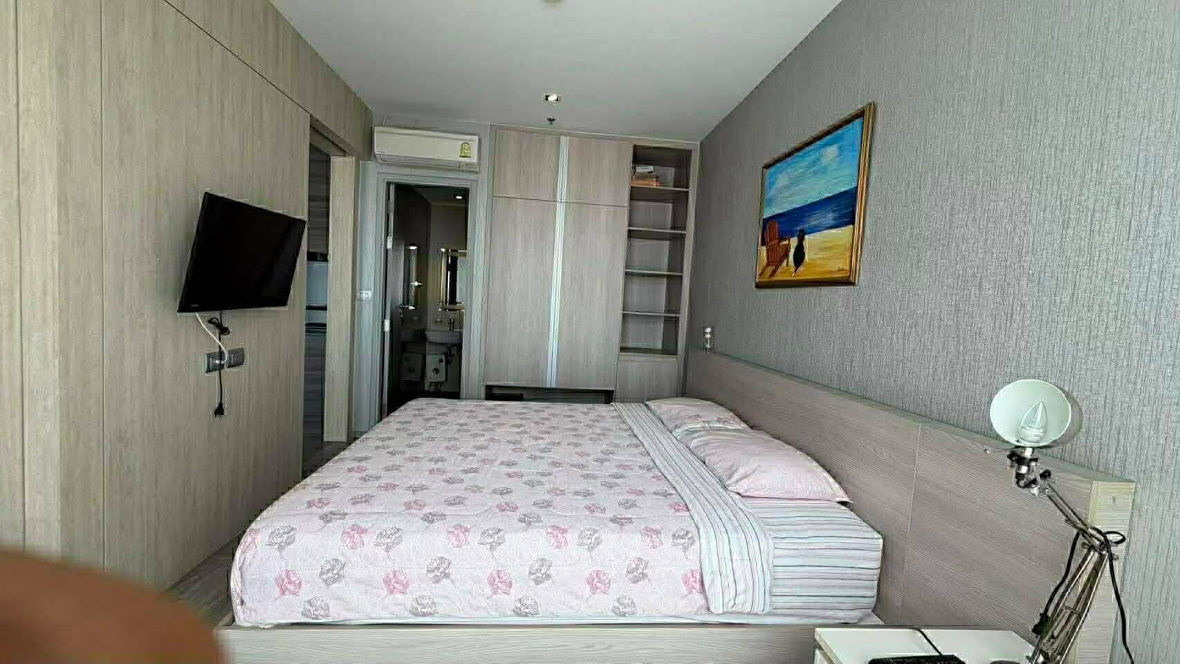 Aeras Beachfront Jomtien 