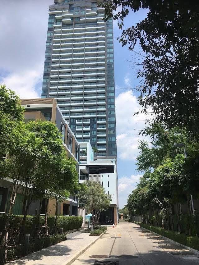 Aeras Beachfront Jomtien 