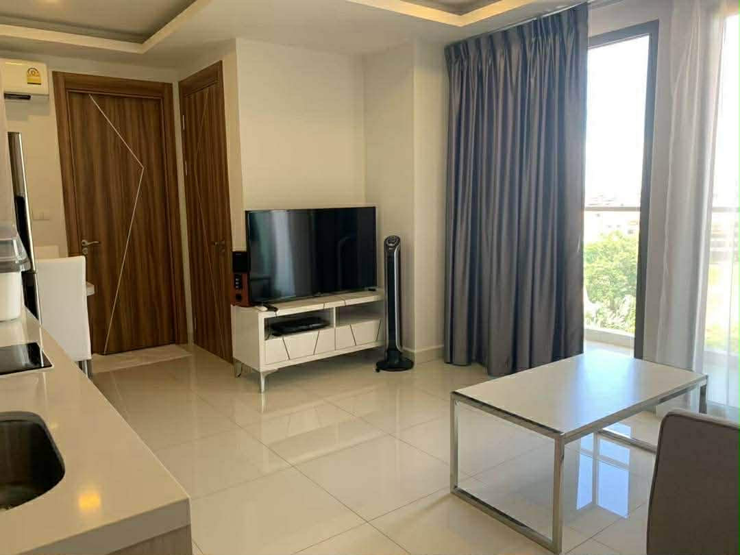 ARCADIA BEACH RESORT