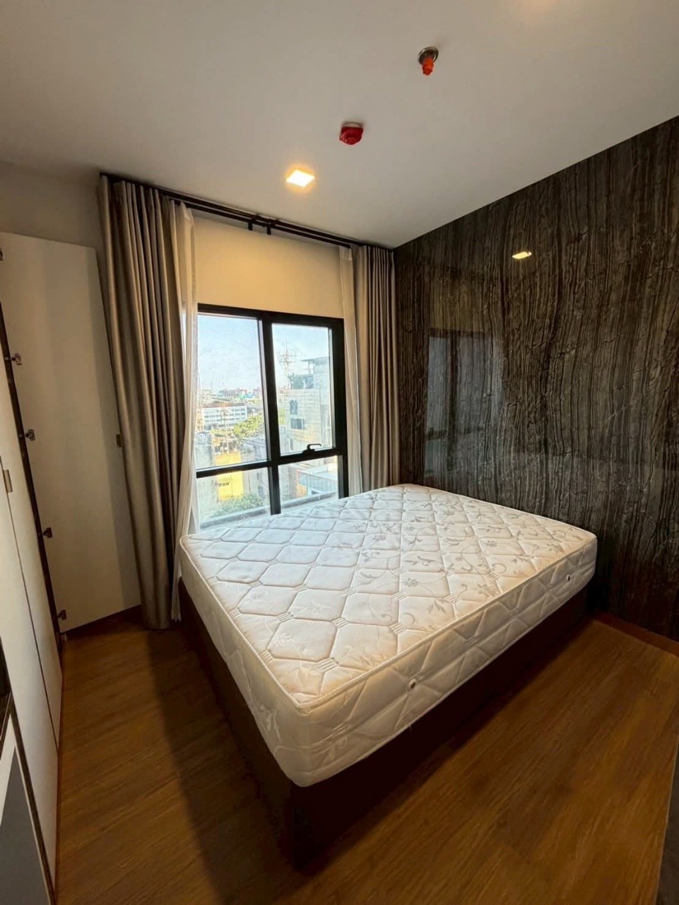 Metris Condo Rama 9-Ramkhamhaeng