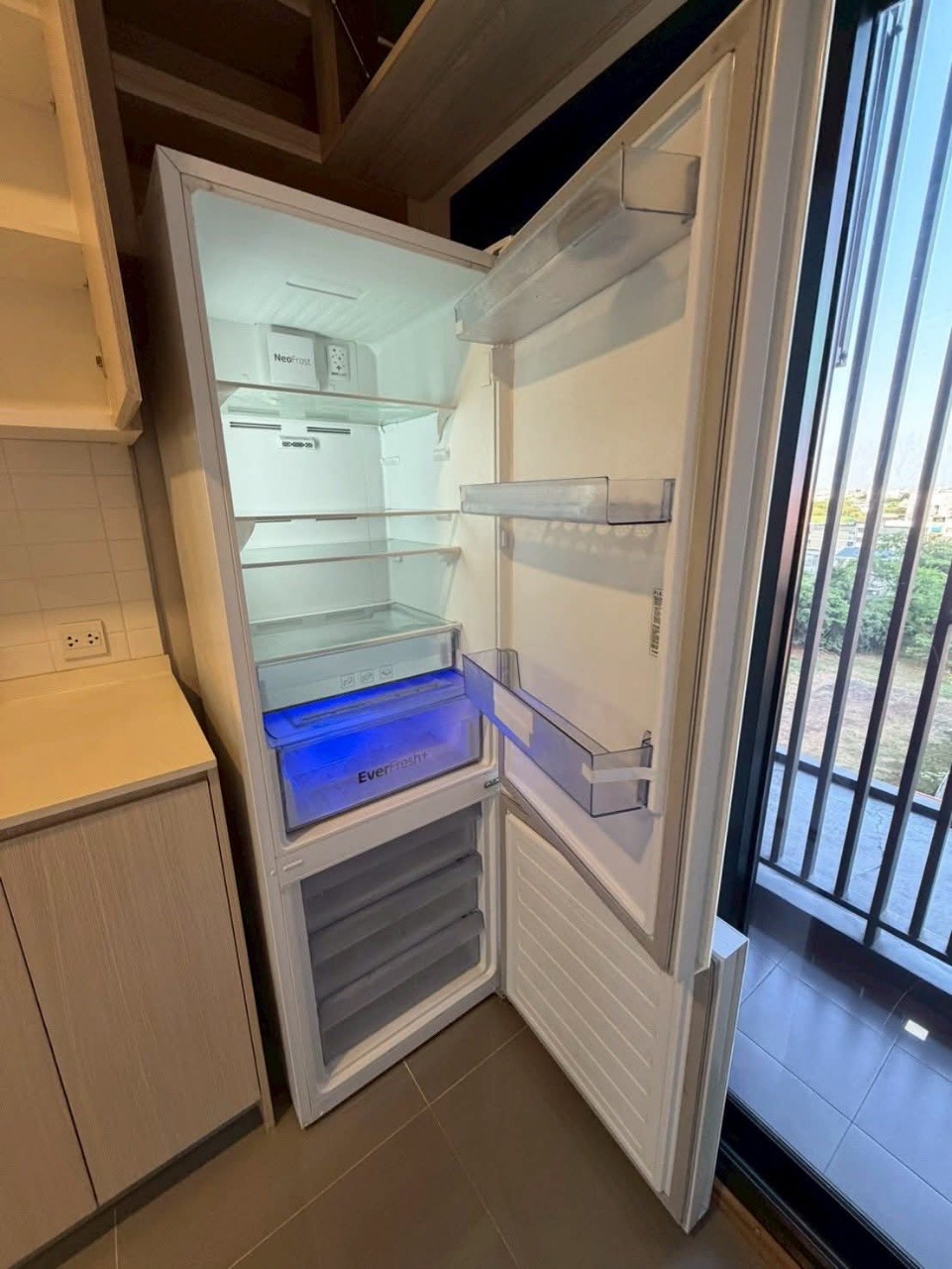 Metris Condo Rama 9-Ramkhamhaeng