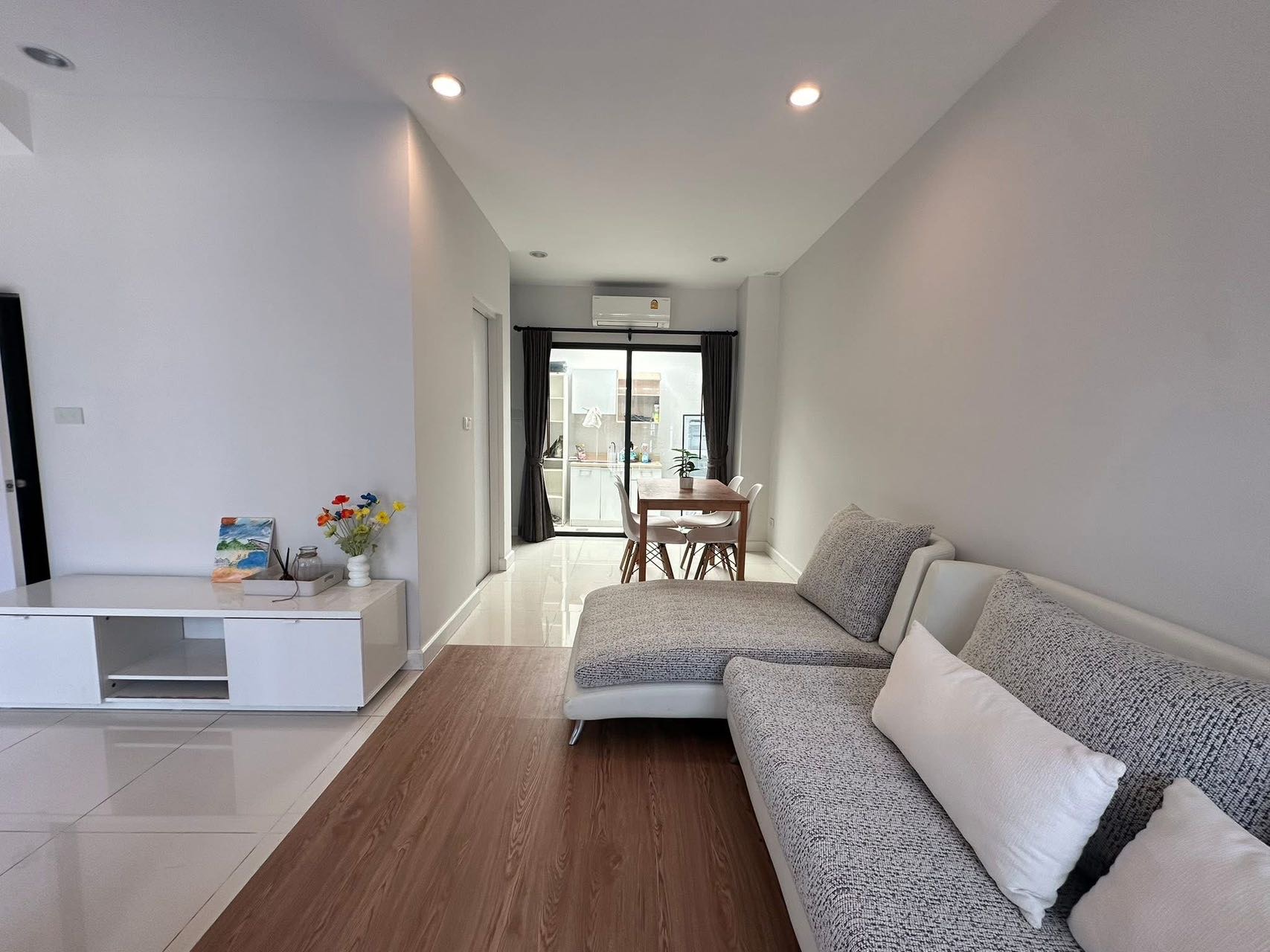 Verve Saimai-Phaholyothin