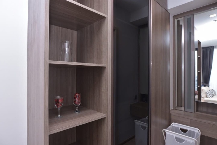 The Line Phahon Pradiphat