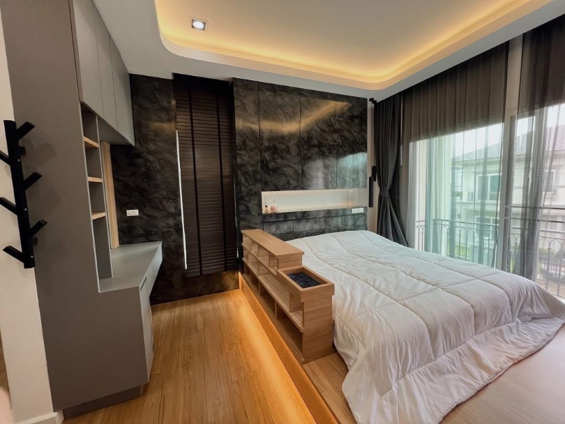 Grand DiO Vibhavadi Rangsit