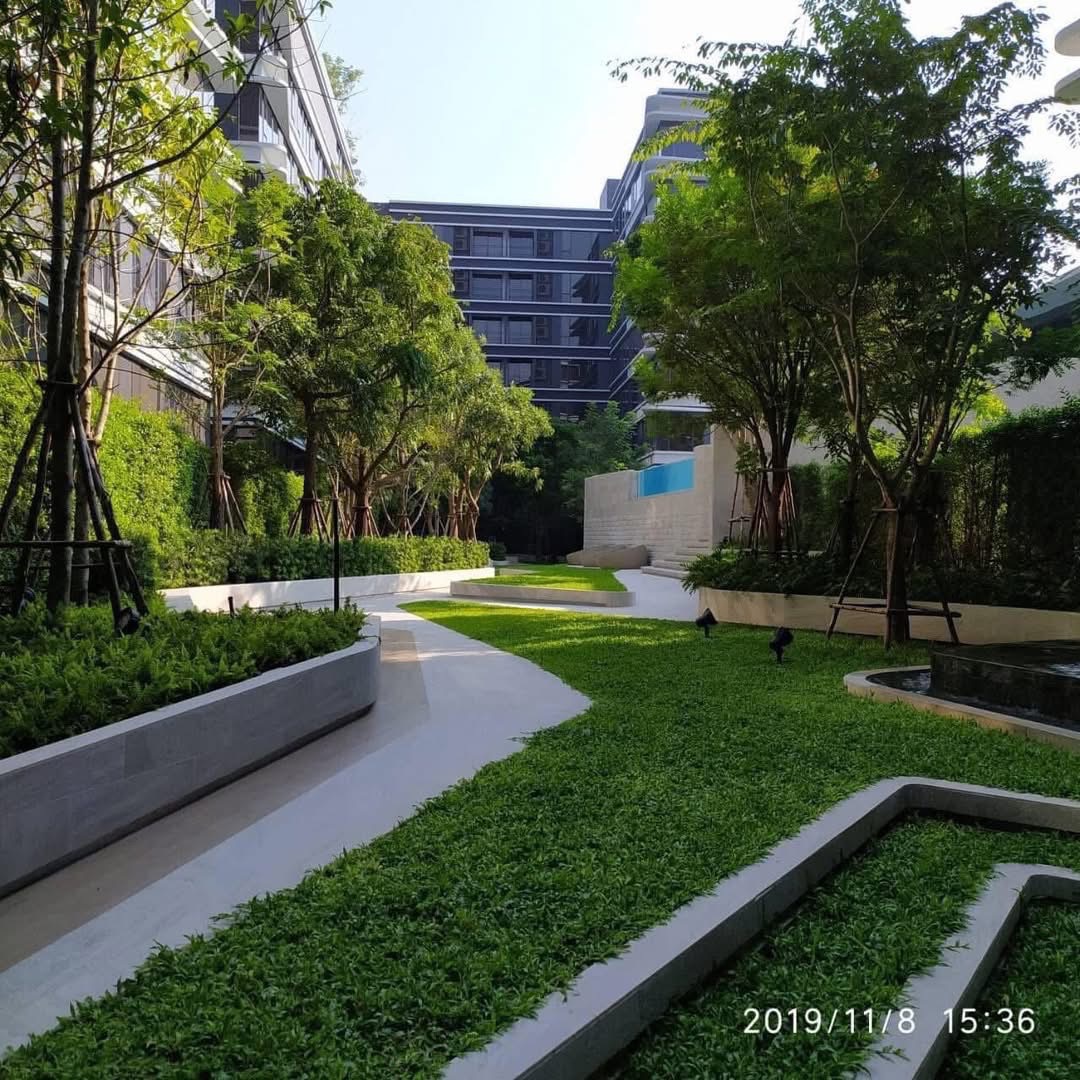 Ideo Mobi Sukhumvit 40