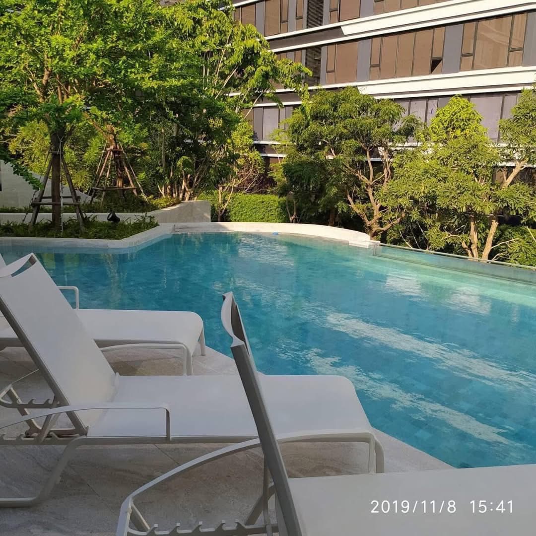 Ideo Mobi Sukhumvit 40