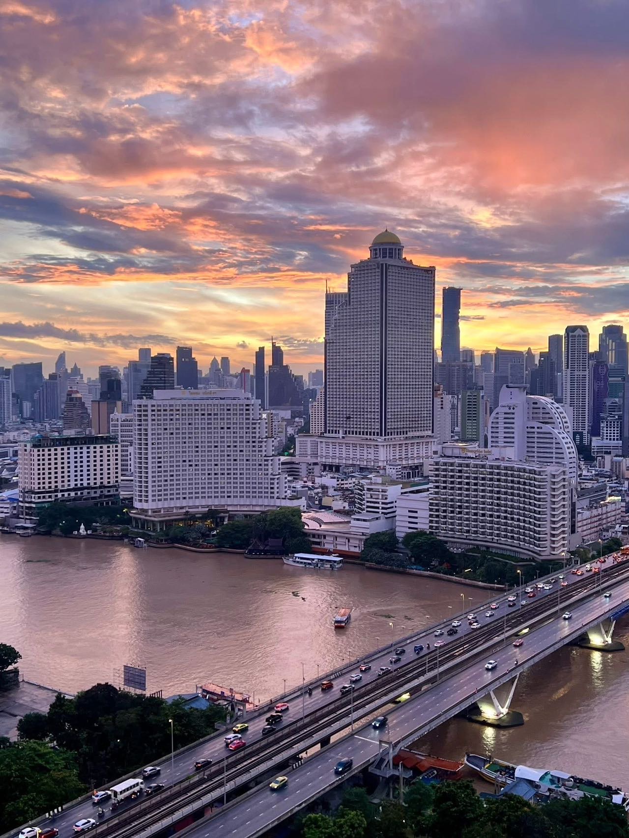 Baan Sathorn Chaopraya