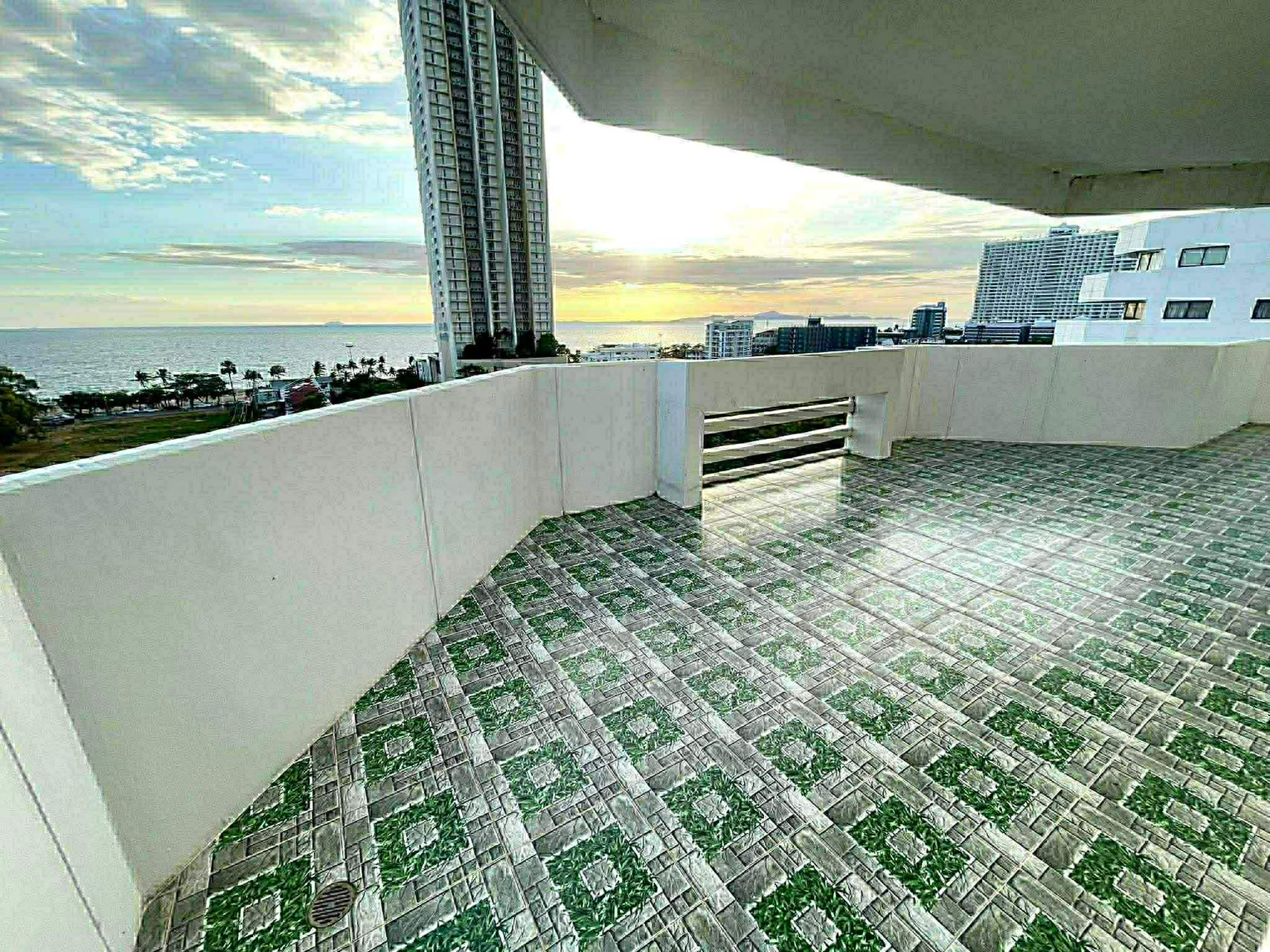 Paradise Condominium