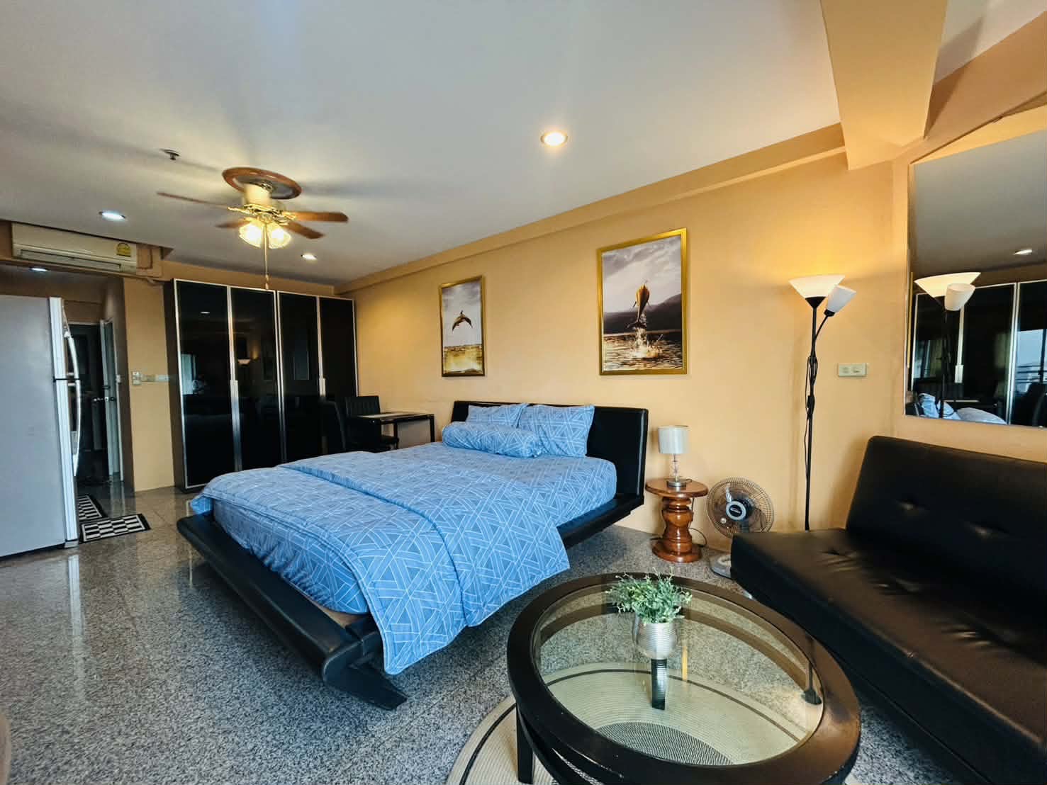 Jomtien Beach Condominium S2