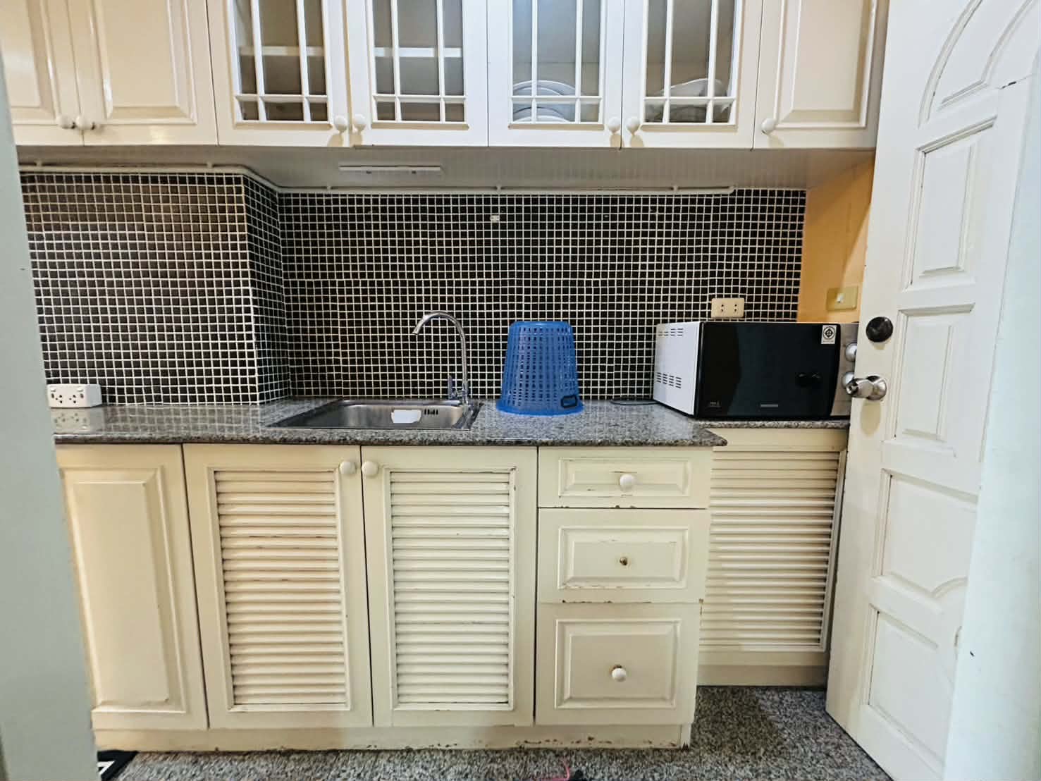 Jomtien Beach Condominium S2