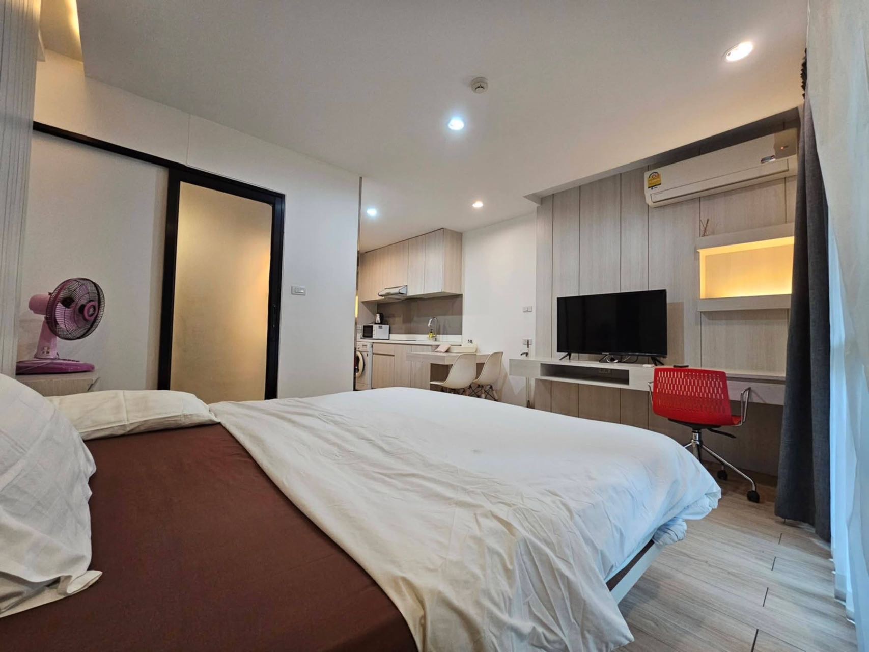 The CHEZZ Condominium