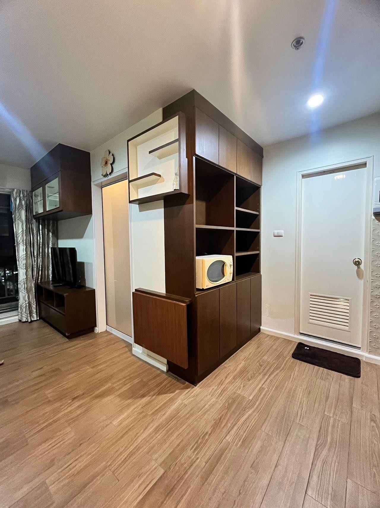 Lumpini Condo Town 