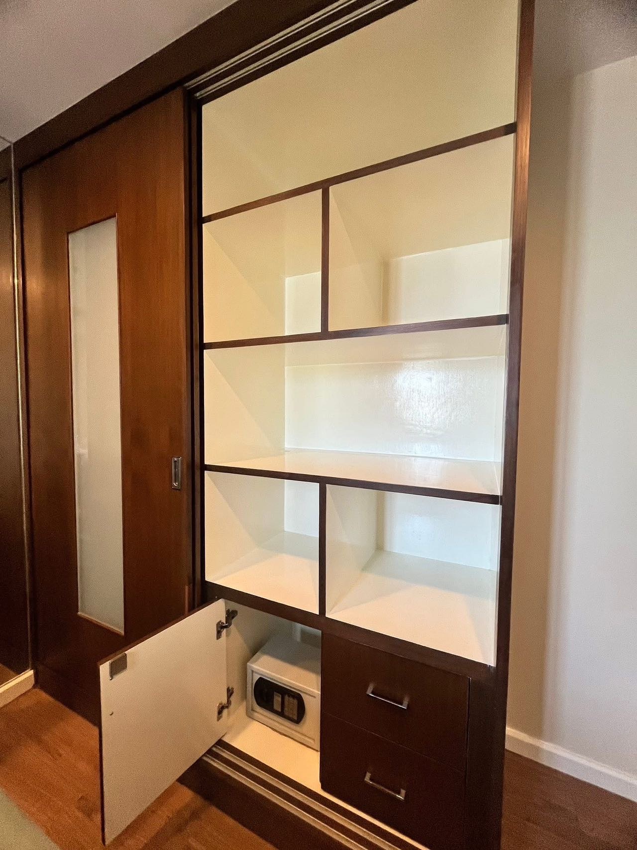 Lumpini Condo Town 