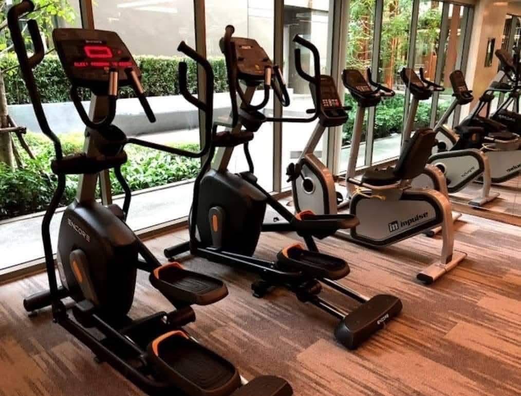 Metro Luxe Ratchada