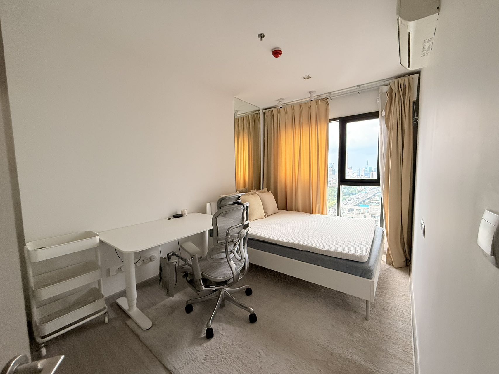 Life hype asoke rama9