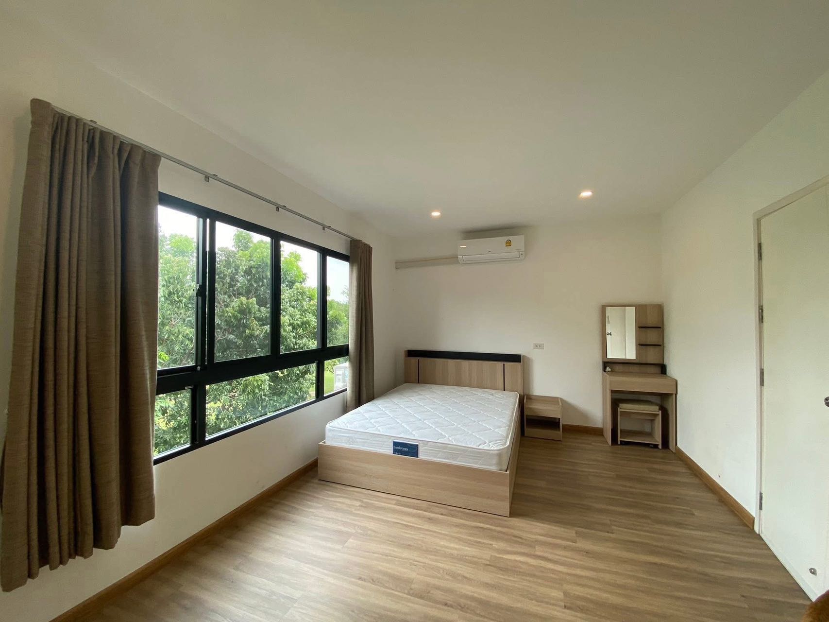 Patio Srinakarin Rama 9｜豪华别墅出租
