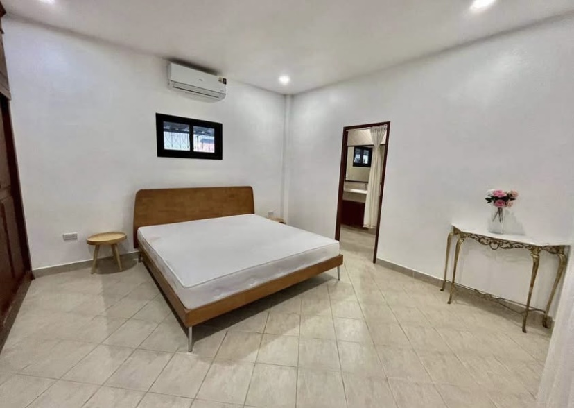 Soi Siam泳池别墅