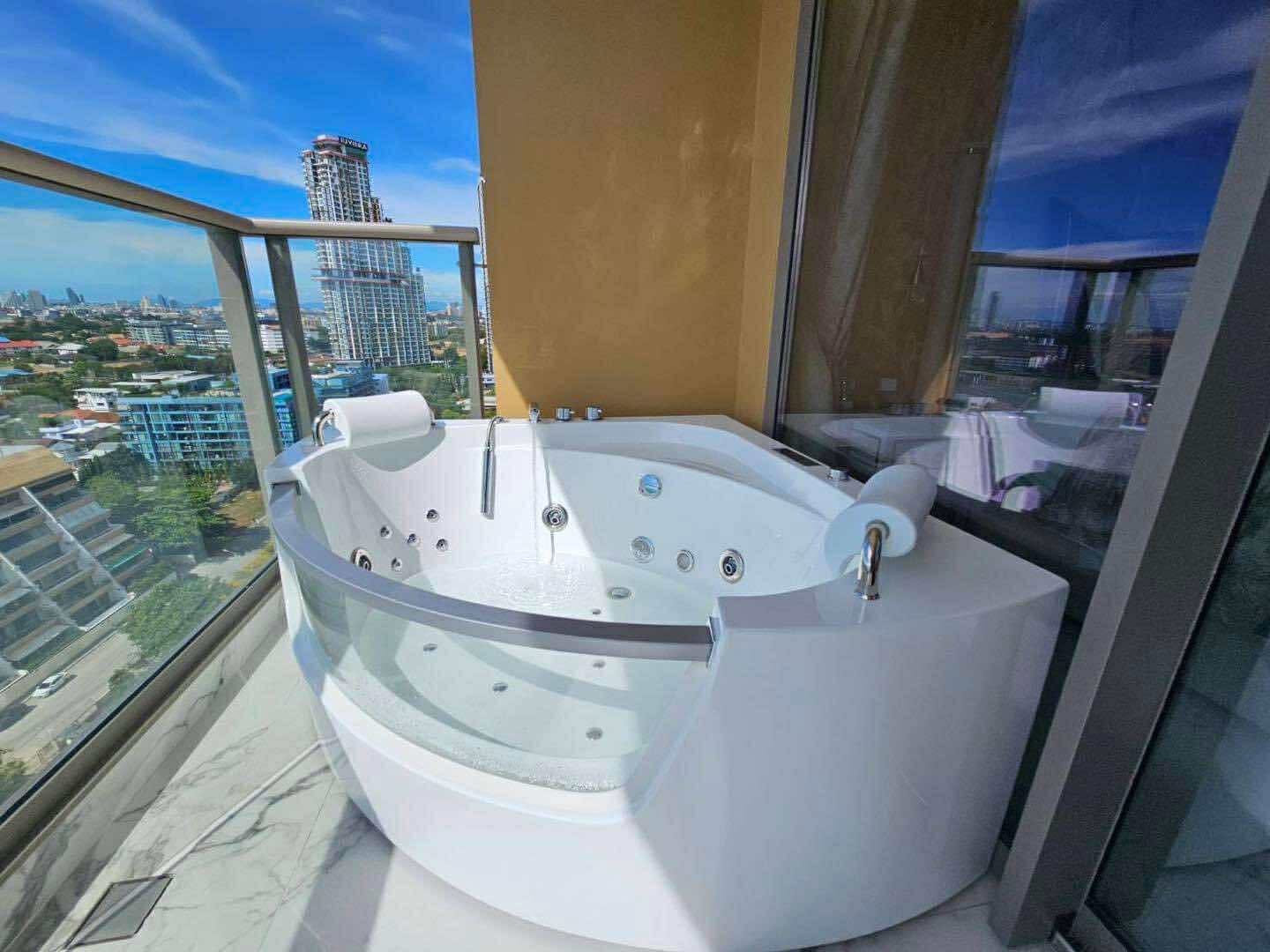 Copacabana Beach Jomtien