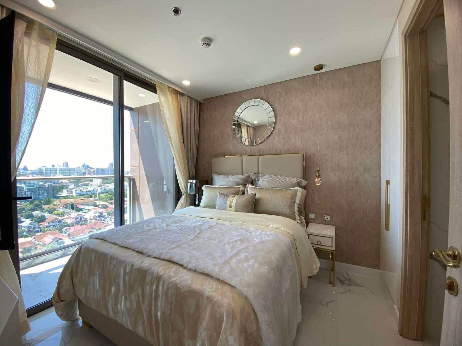 Copacabana Beach Jomtien