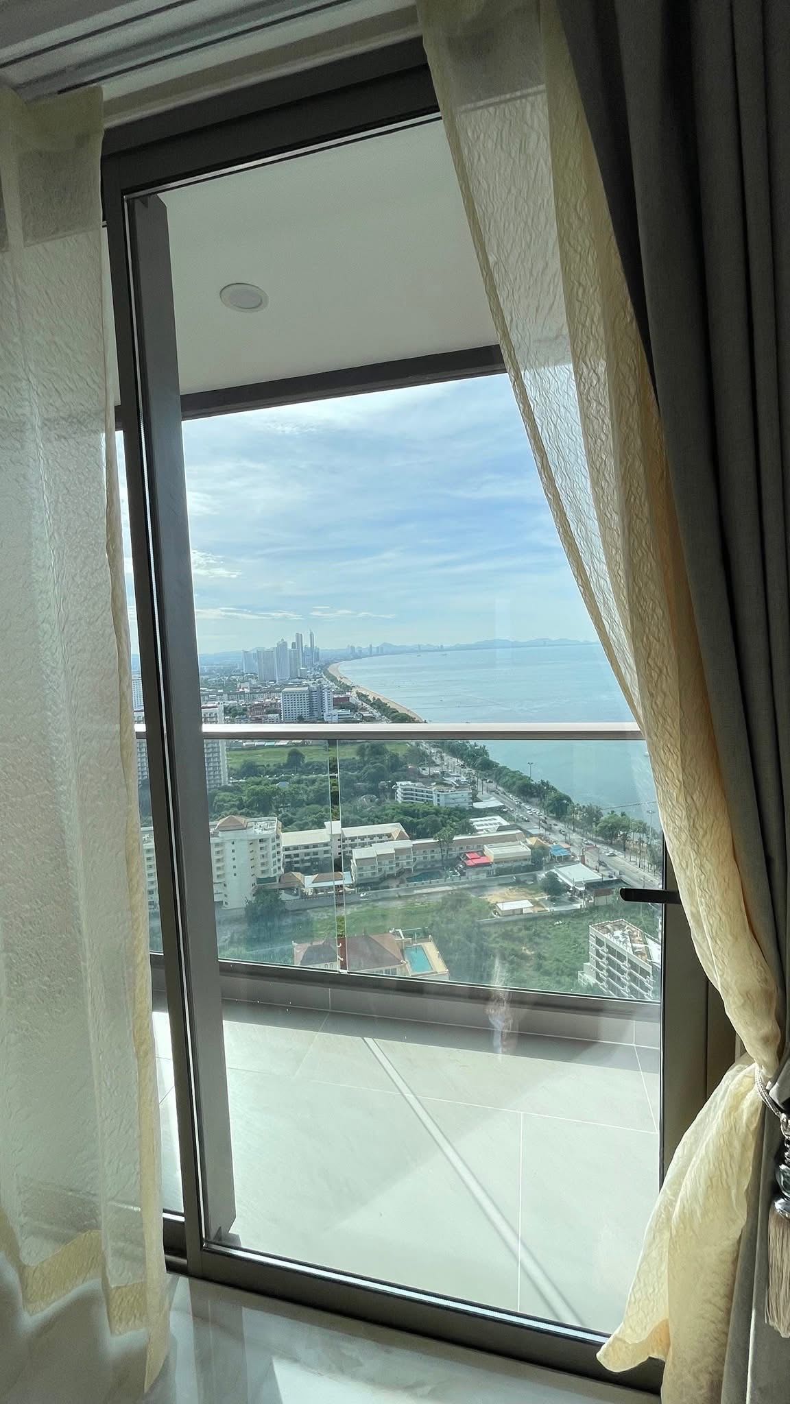 Copacabana  Jomtien side