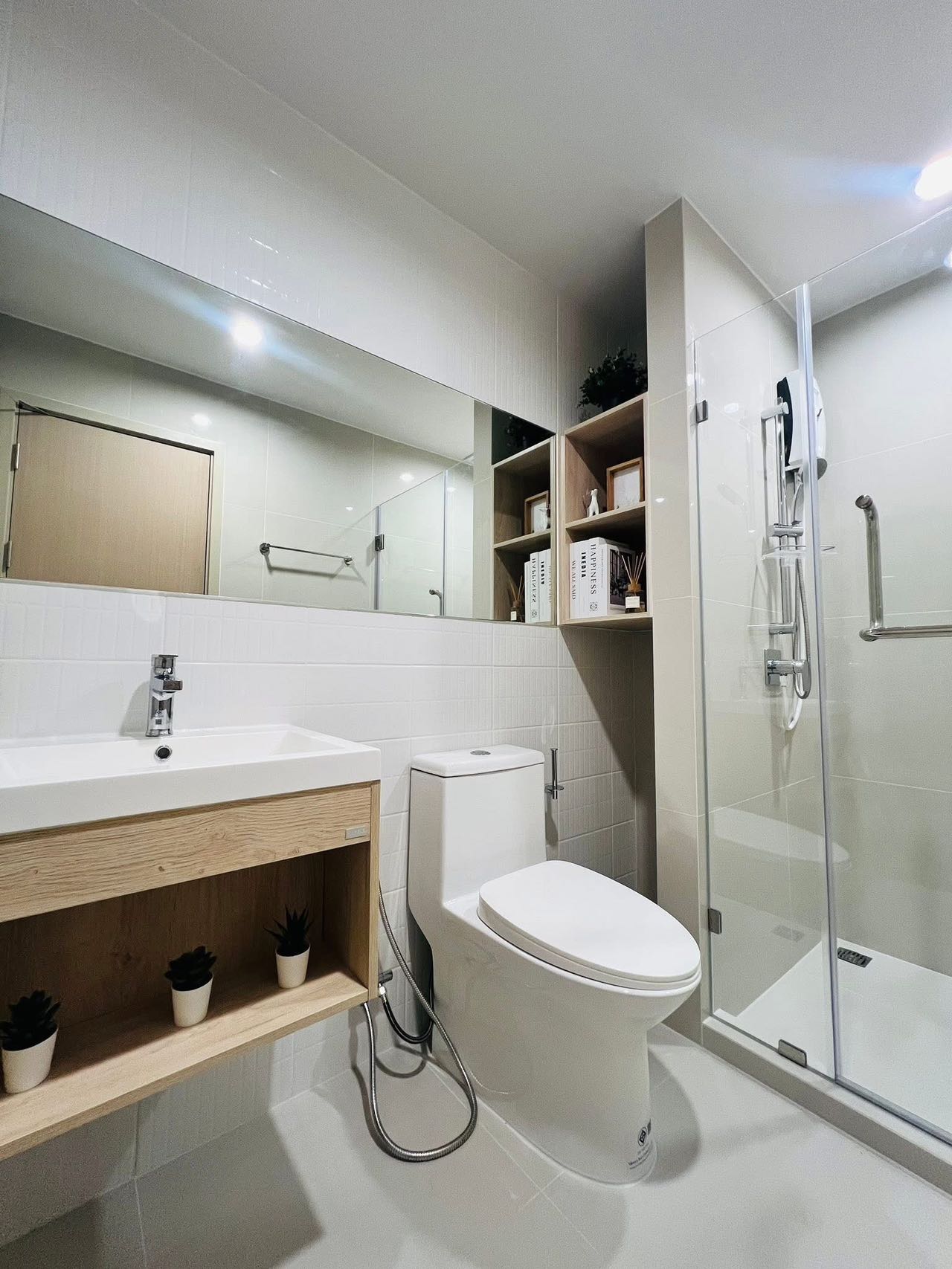 Nue Mega Plus Bangna