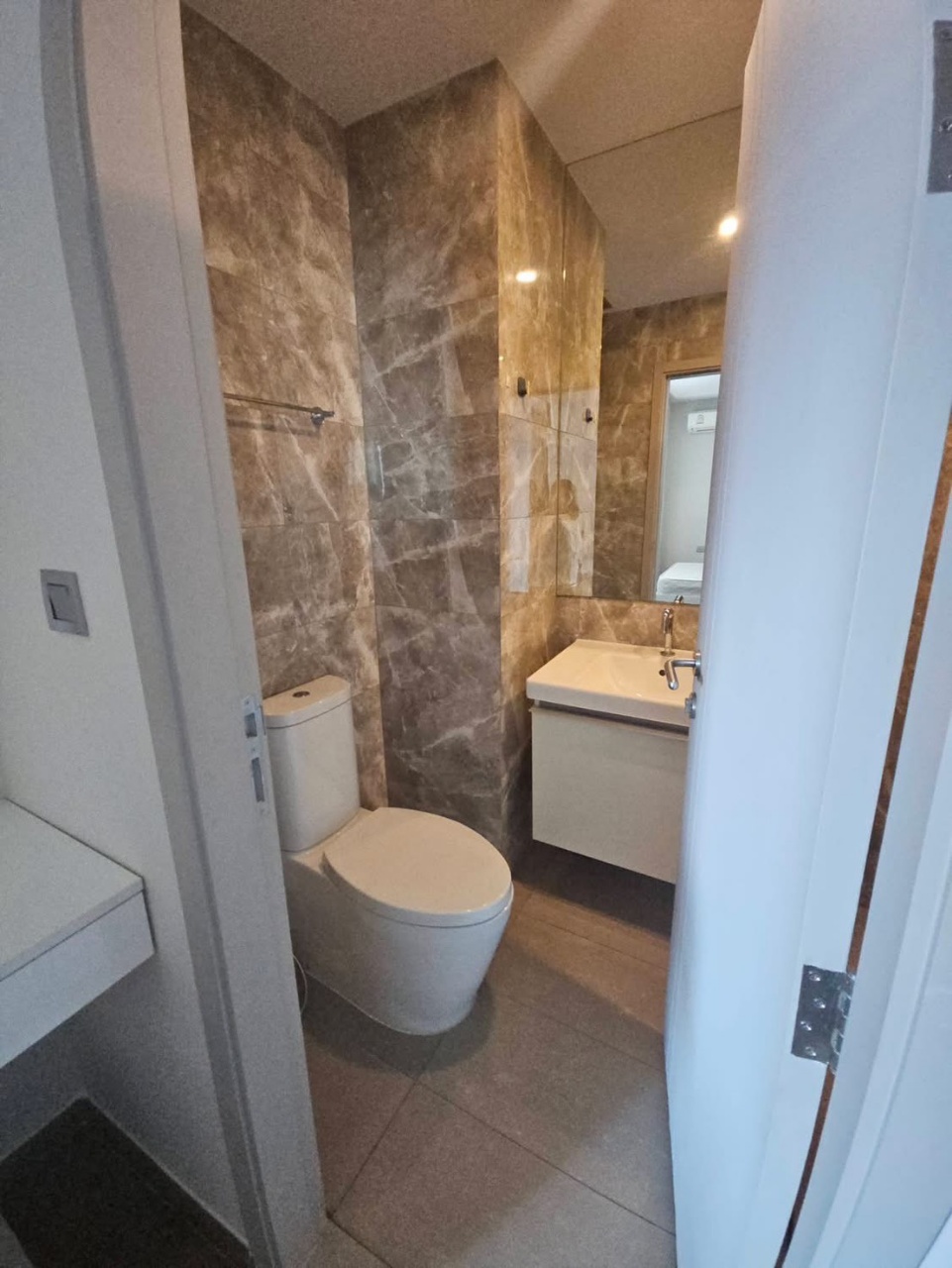 IDEO Q SIAM-RATCHATHEWI