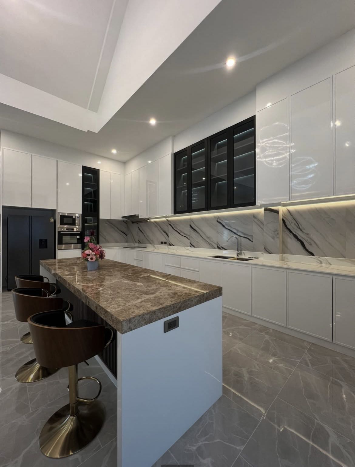 Huai Yai · Thung Klom–Talman