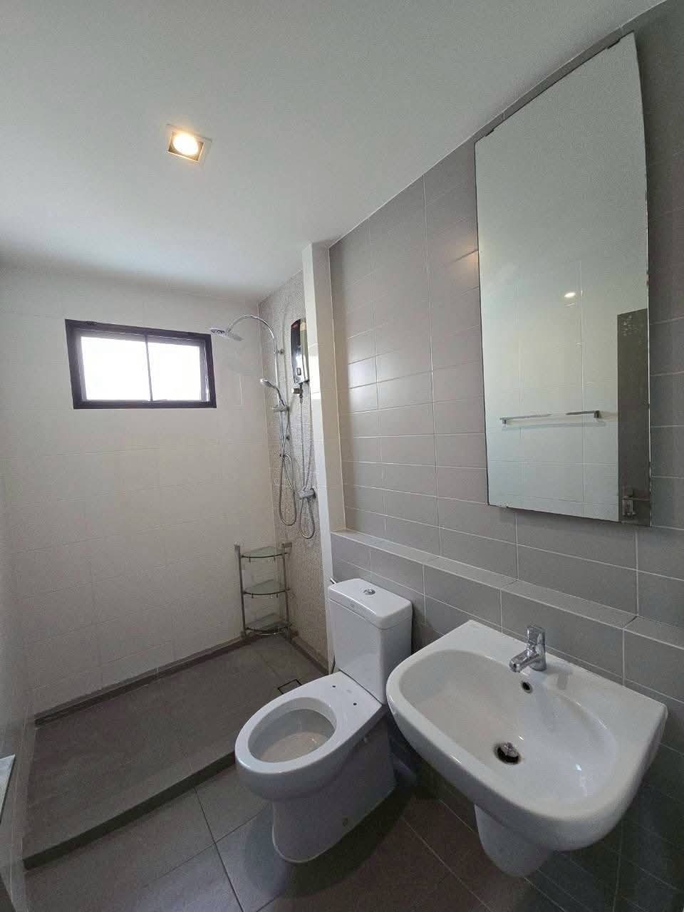 The Landmark Ekamai-Ramintra