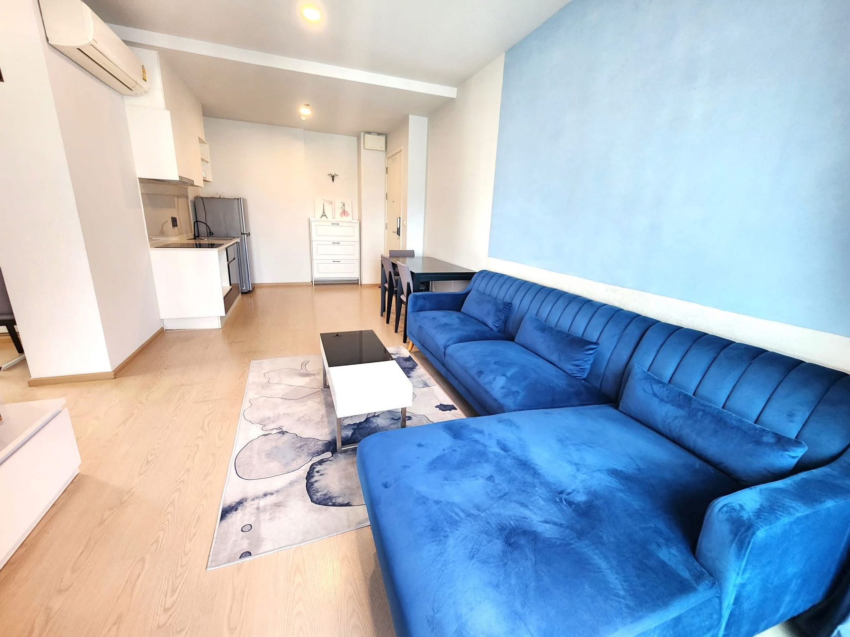 The tree Sukhumvit Ekkamai