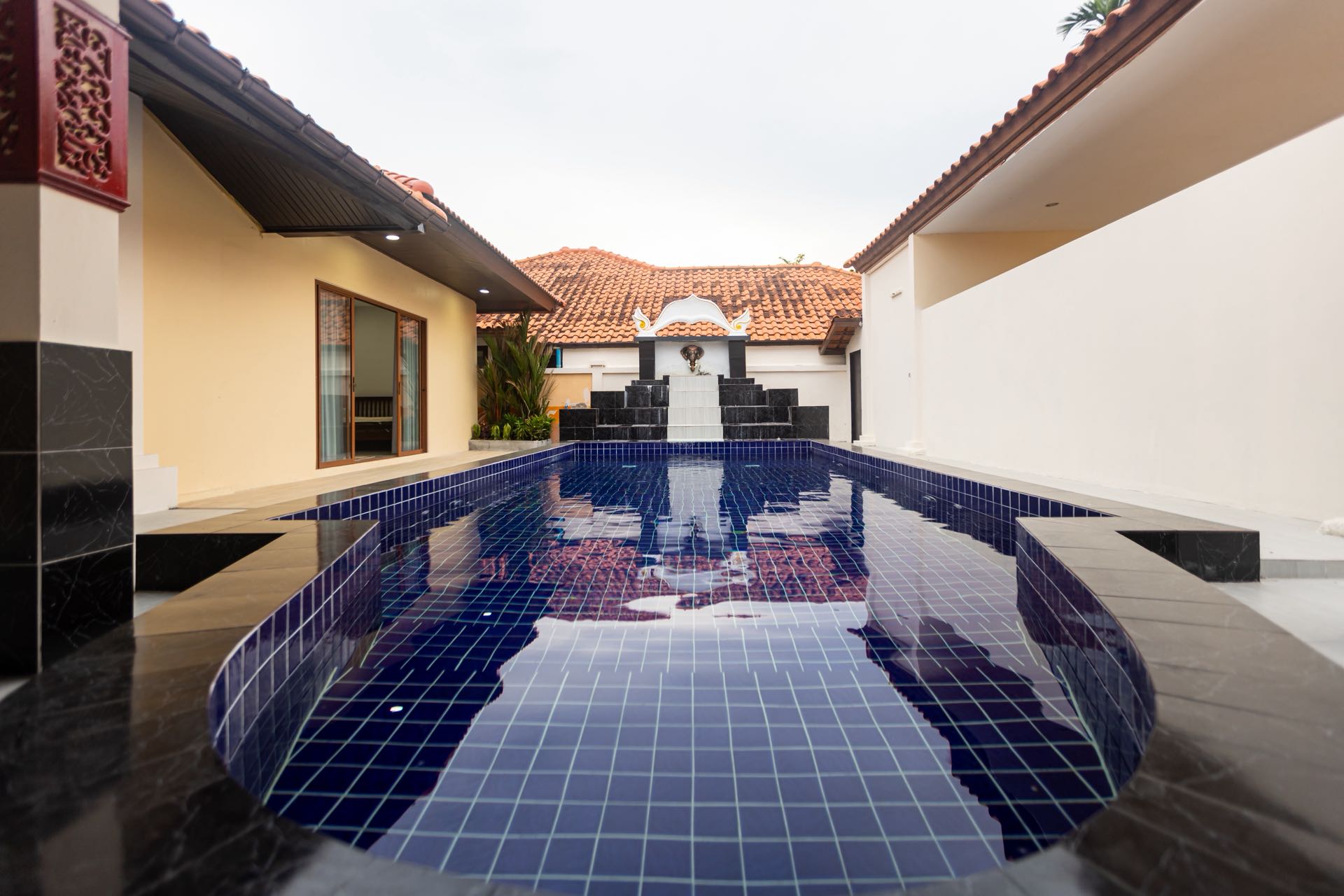 RV193 纳中天近海别墅