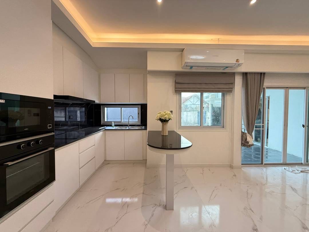 Suksabai 泳池别墅