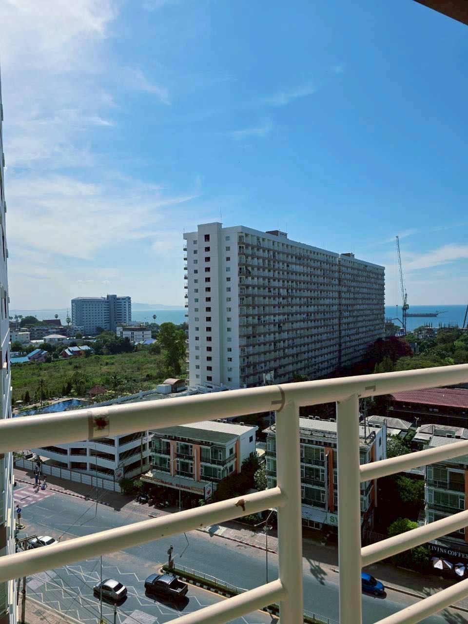 Jomtien Beach Condominium 