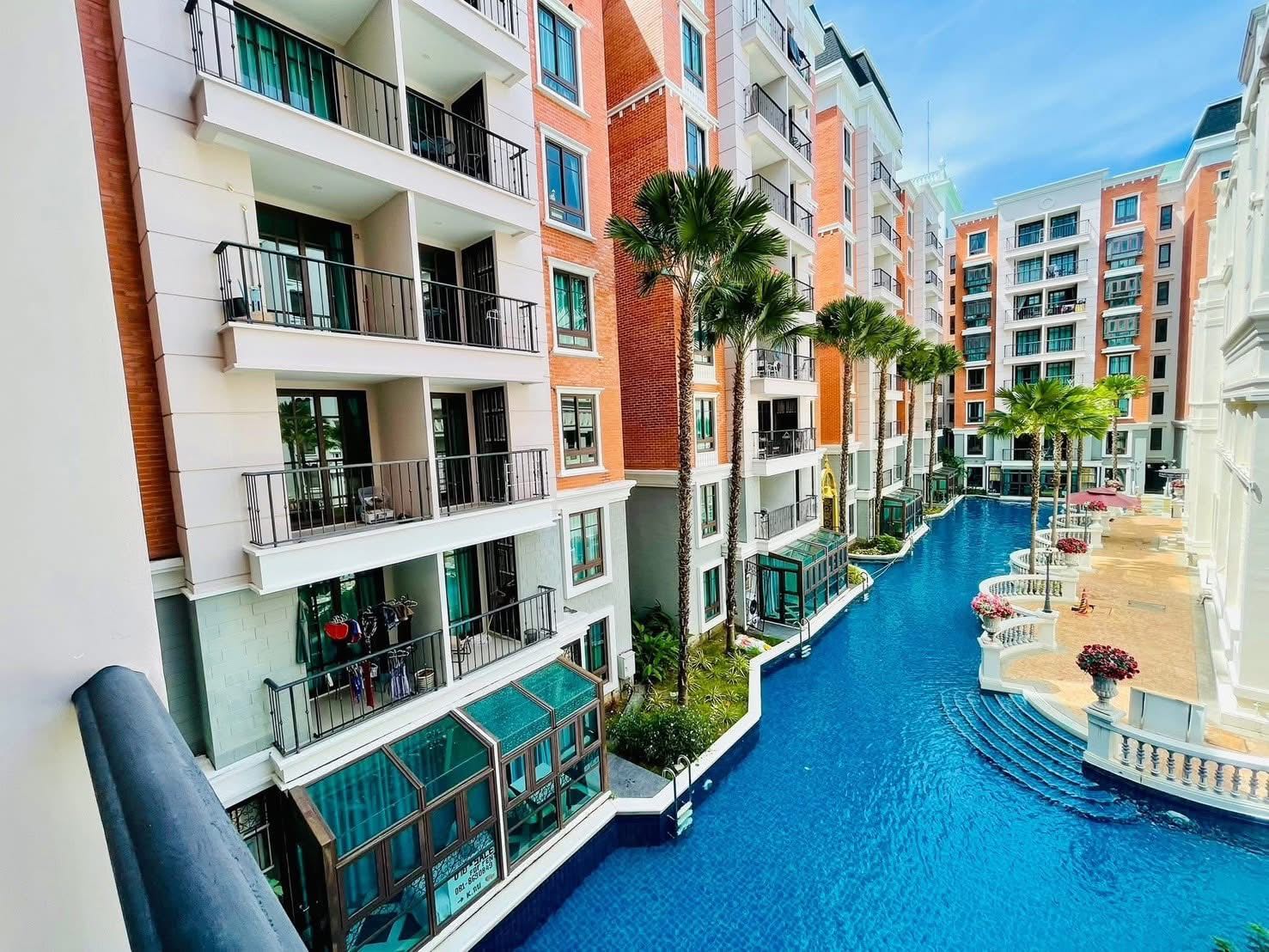 Espana Condo Resort Pattaya