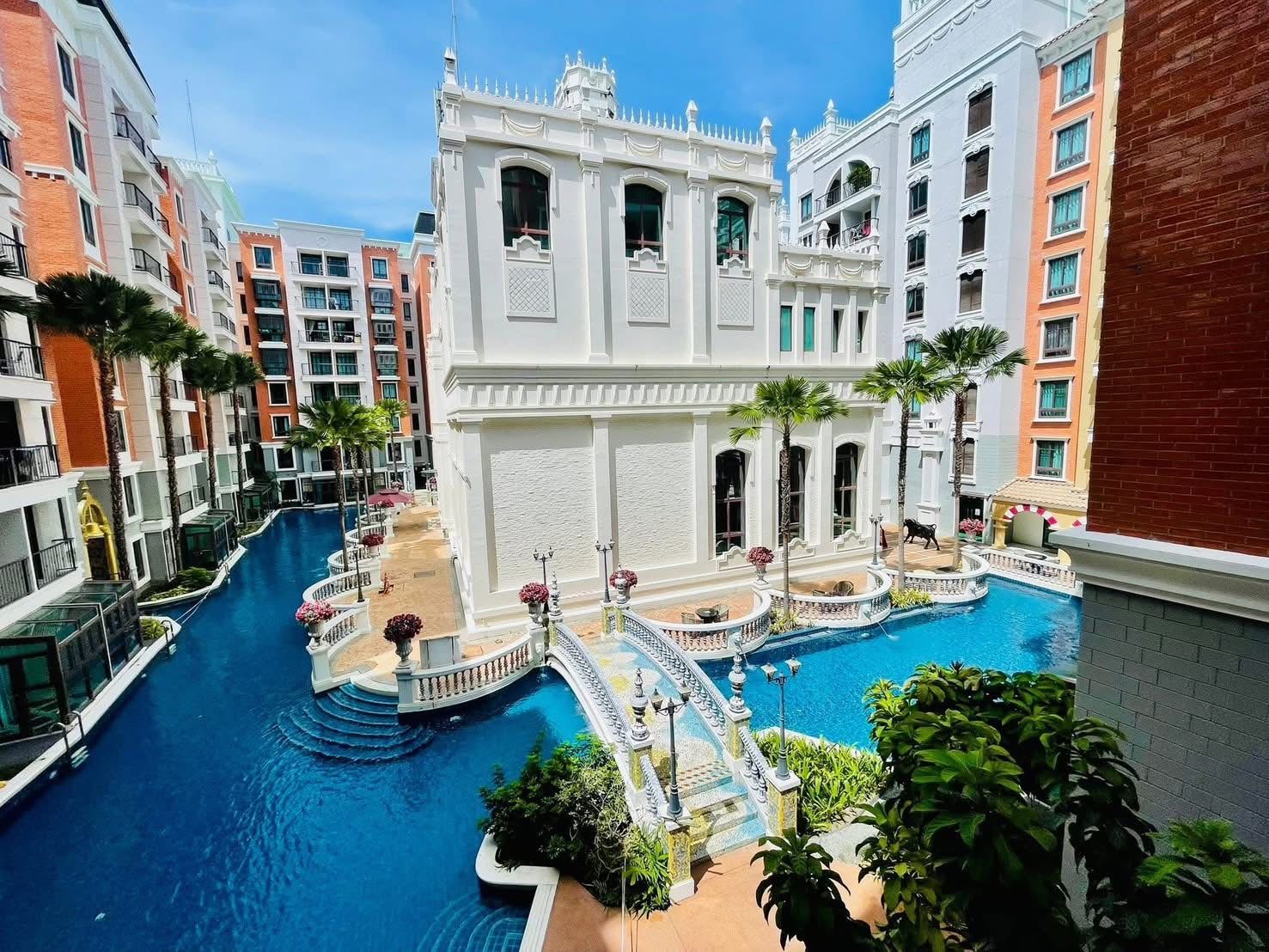 Espana Condo Resort Pattaya