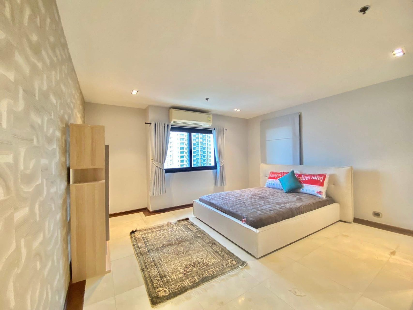 Kalllista Mansion sukhunvit 11 