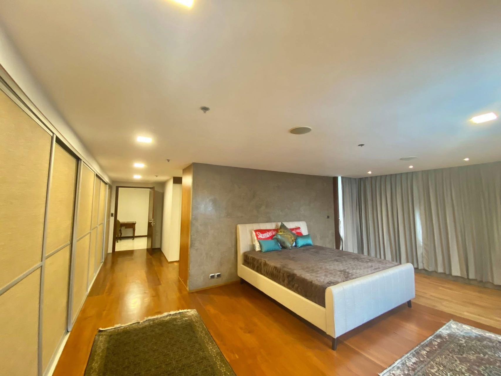 Kalllista Mansion sukhunvit 11 