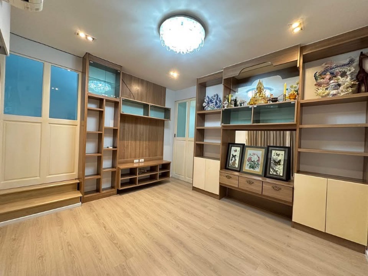 Baan Klangmaeng Sukhumvit 77