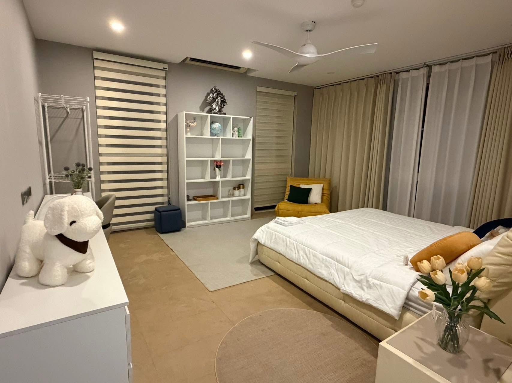 芭提雅中天 三层独栋泳池别墅