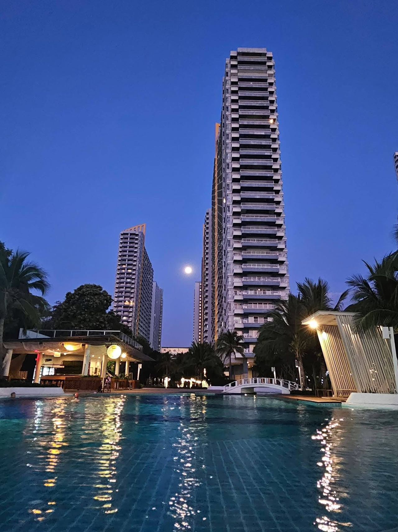 Lumpini Park Beach Condo