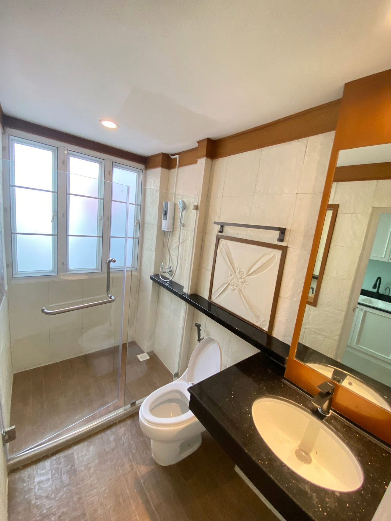 Home Office Pathumwan