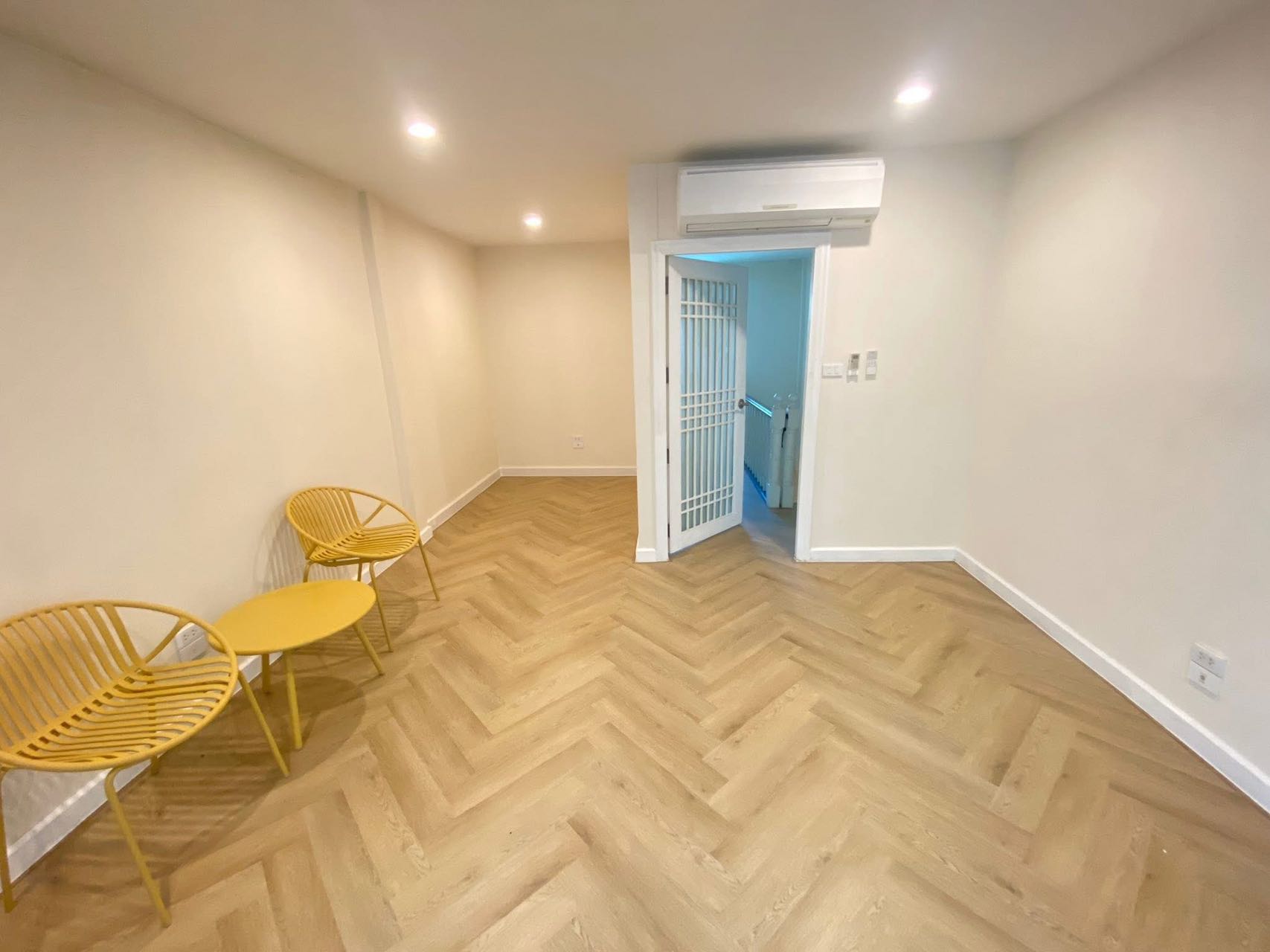 Home Office Pathumwan