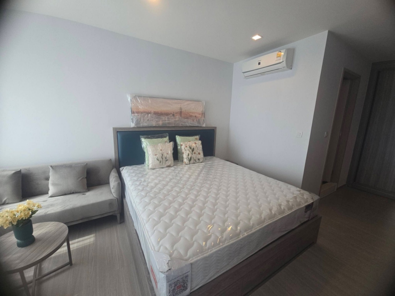 Sathorn Life Sierra-