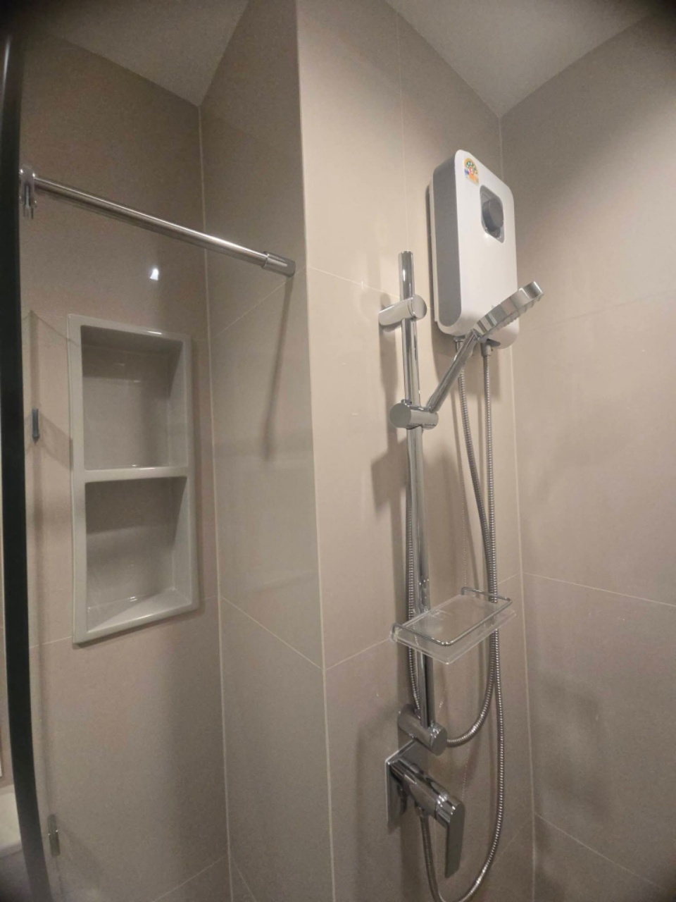 Sathorn Life Sierra-