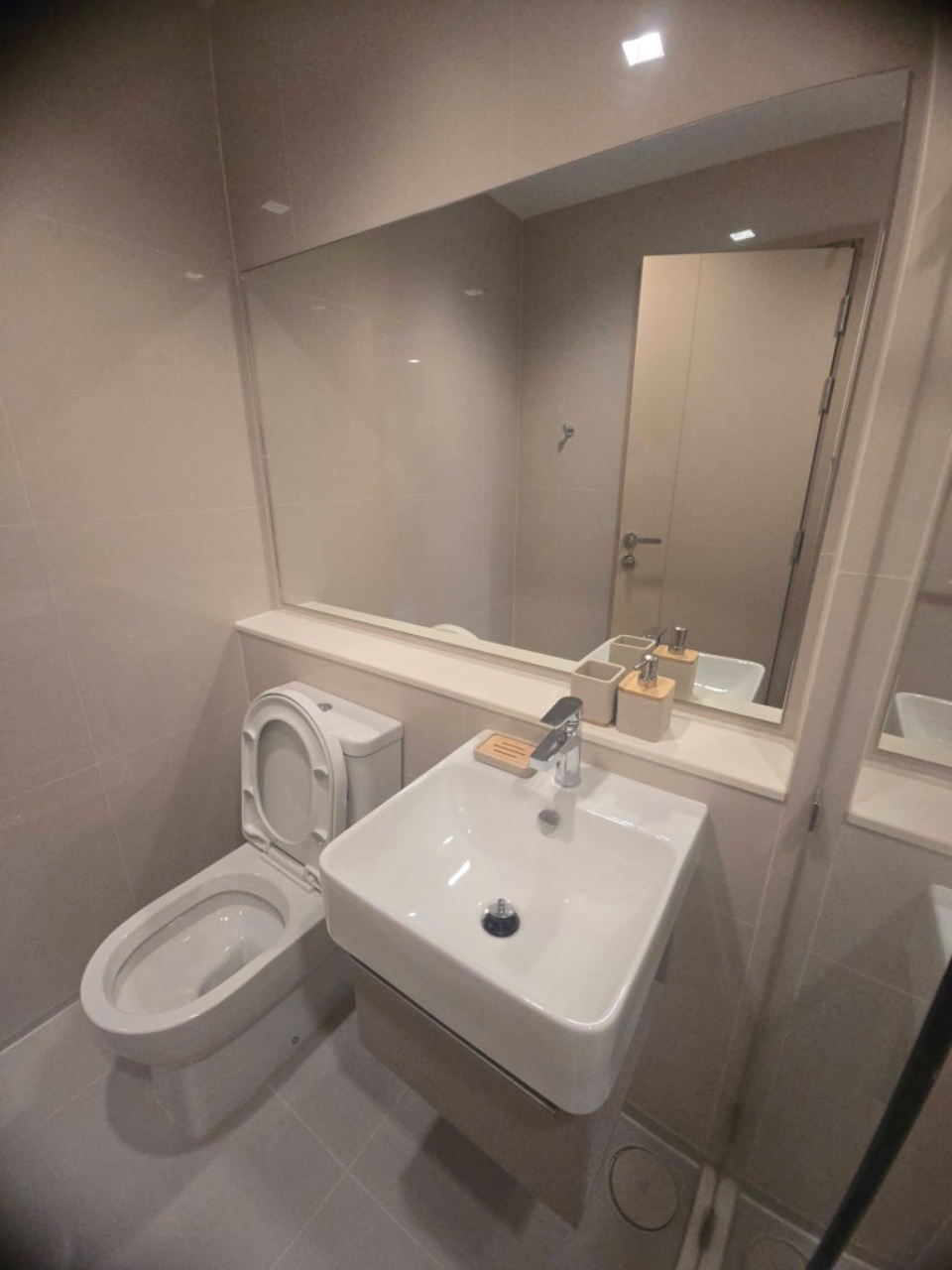 Sathorn Life Sierra-