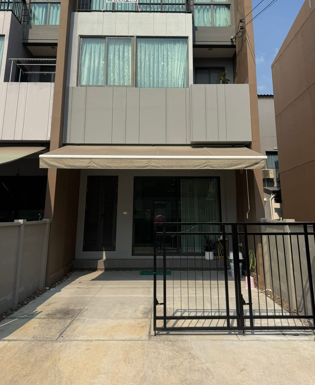 Baan Klang Muang RAMA 9-Krungthep kreetha