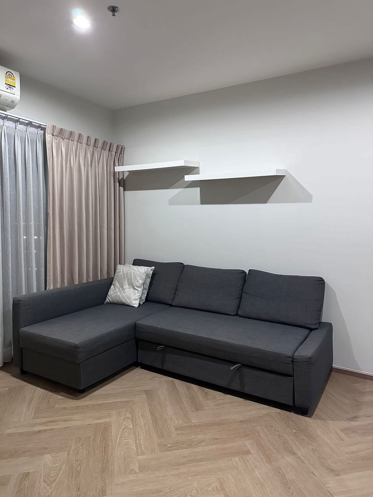 The Key Sathorn - Charoenraj