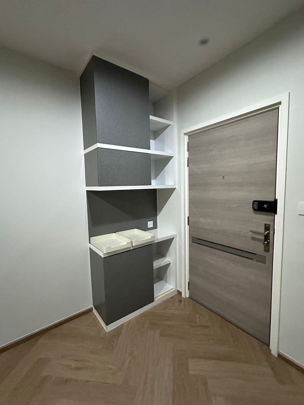 The Key Sathorn - Charoenraj