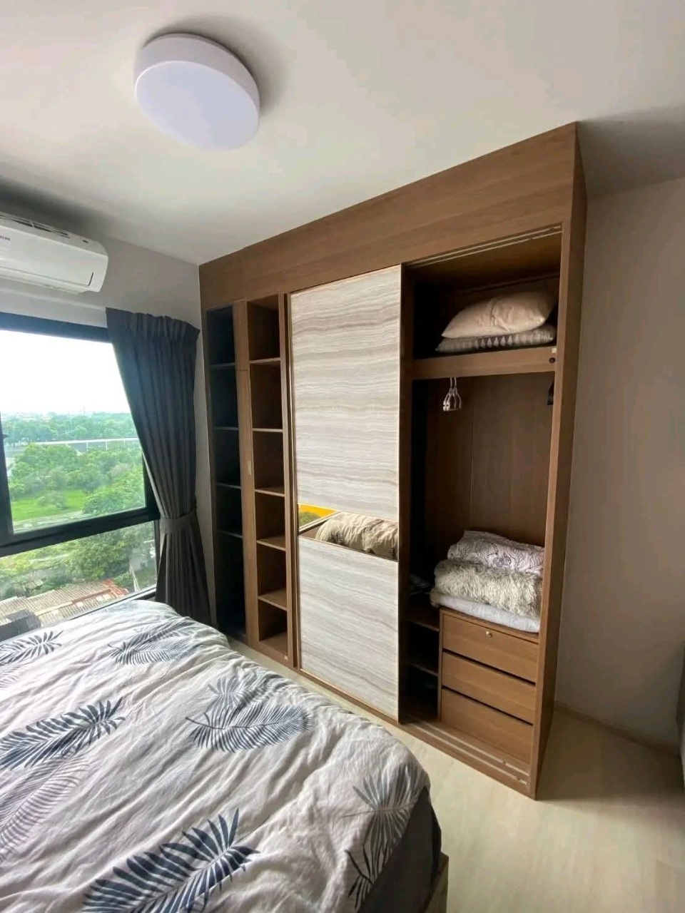 Unio Ramkhamhaeng Serithai